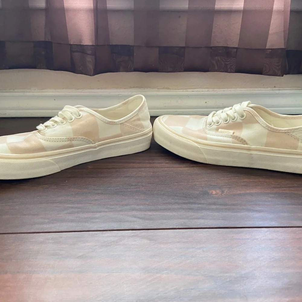 VANS Ultracush Checkered Light Pink And White Sneakers Shoes With Lace W 8 M 6.5